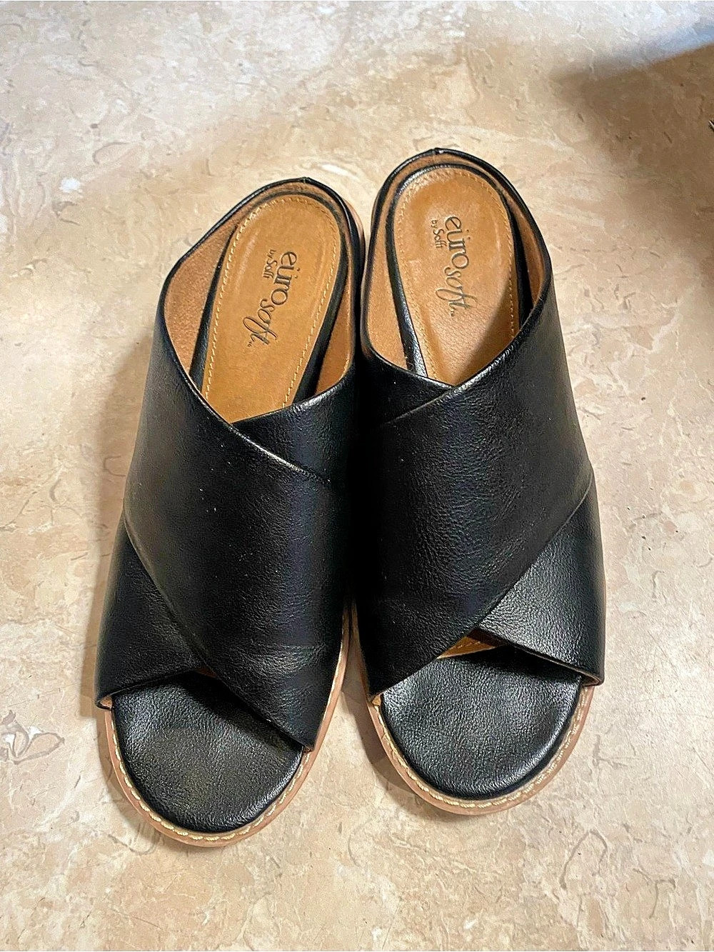 eurosoft Black Leather-Look Mules